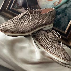 Stuart Weitzman Woven Oxfords